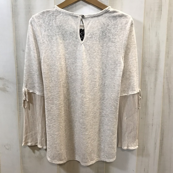 Altar'd State Cream Black Bell Sleeve Boho Top M - Picture 2 of 3